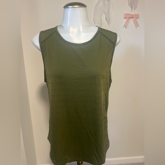 ZYIA Horizon Olive Green Sleeveless Women's Top - Picture 1 of 4